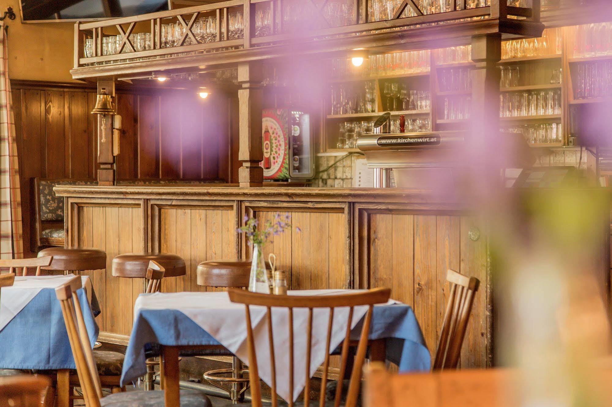 Hotel Gasthof Zum Kirchenwirt Puch bei Hallein Bagian luar foto
